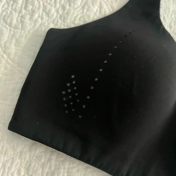 COPY - Lululemon Air  Support Bra 34D - Picture 4 of 7